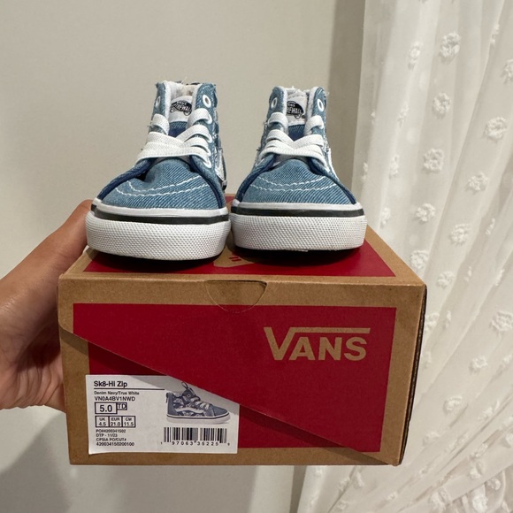 Denim Butterfly Vans 🦋 - Picture 7 of 7